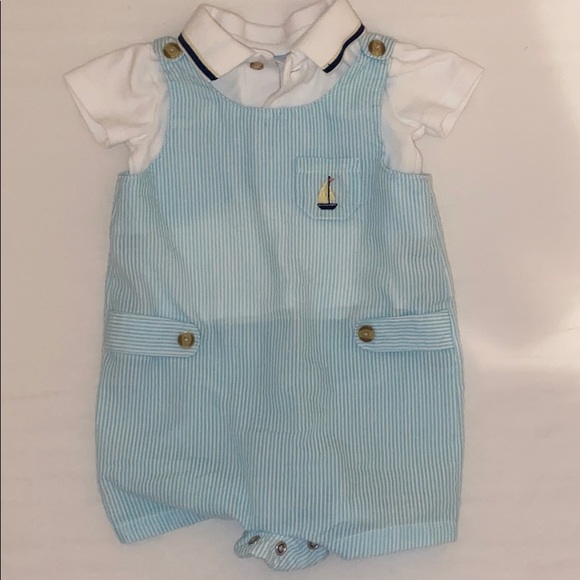 Edgehill Collection Other - Baby boy overall outfit